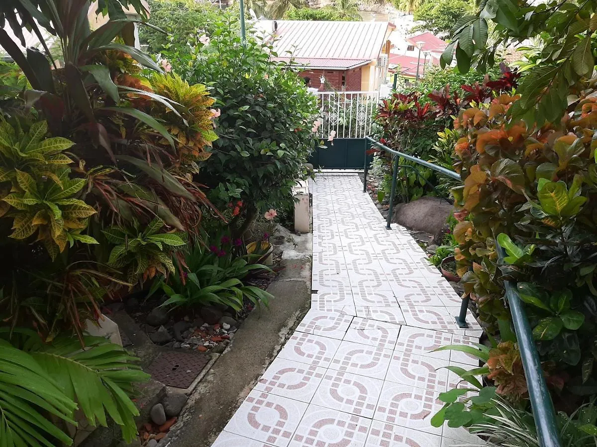Les Hibiscus Apartment L'Anse Noire